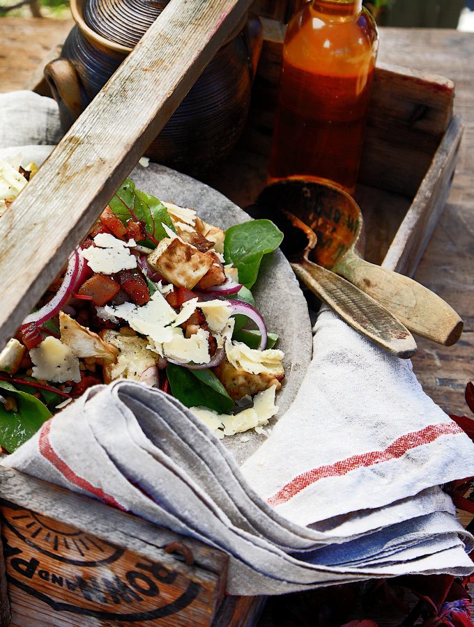 Dinkelsallad med päron och rostad rotselleri